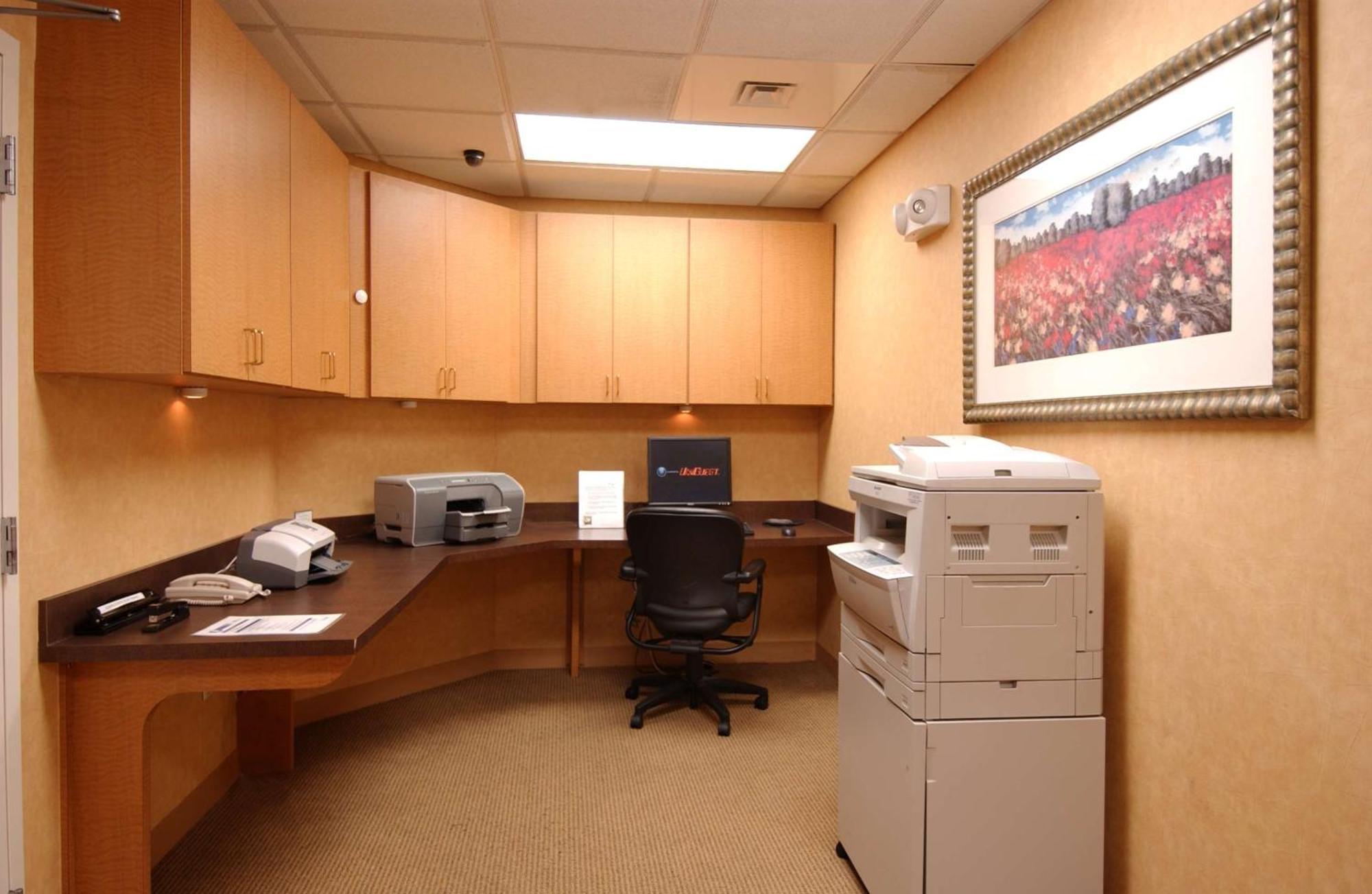 College Park Hilton Garden Inn Atlanta Airport/Millenium Center מראה חיצוני תמונה