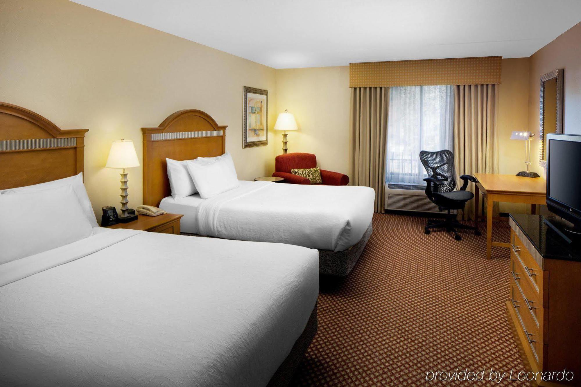 Hilton Garden Inn Atlanta Airport/Millenium Center מראה חיצוני תמונה